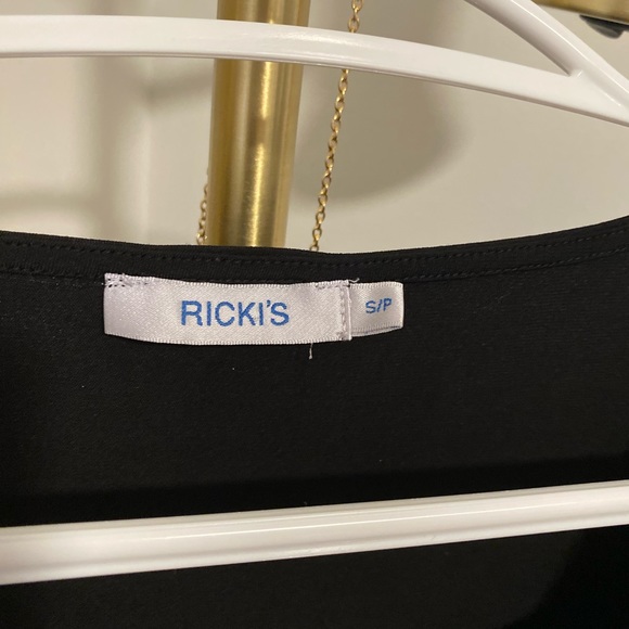 RICKIS short sleeve top - Picture 2 of 2